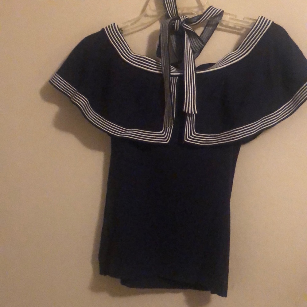 Women’s sweater